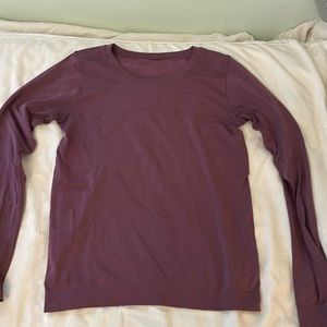 Loose Fitting Switfly Long Sleeve